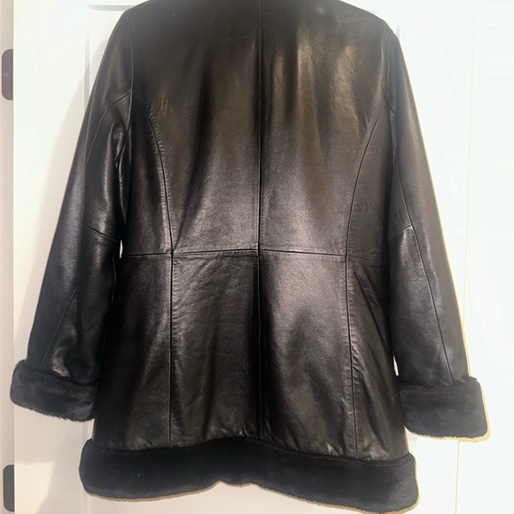 Siena Studio heavy black leather coat with faux fur lining, Size Small - Picture 2 of 7